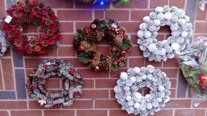 Wreaths - Pine & Frost